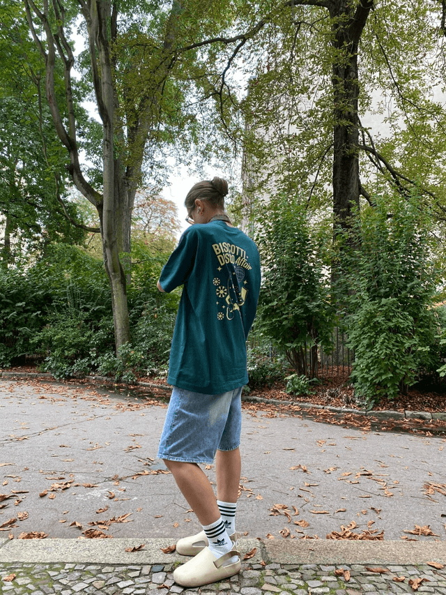 Limited edition: Bottle Green Tee - The Berlin Edition